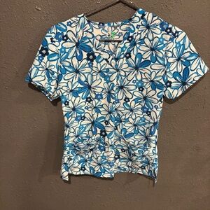 Women’s GT Performance Floral Blue Scrub Top